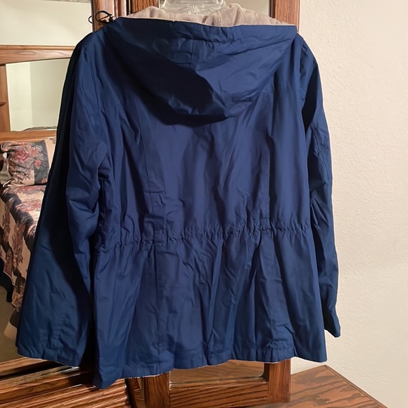 Blue Jacket with gray inside fleece - Picture 8 of 8
